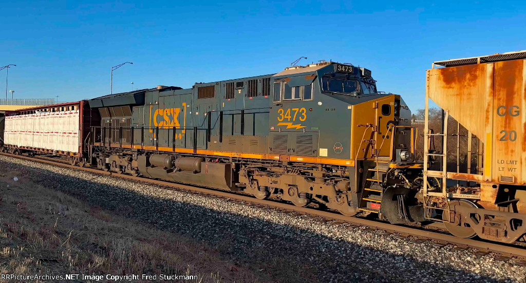 CSX 3473 is the MDPU.